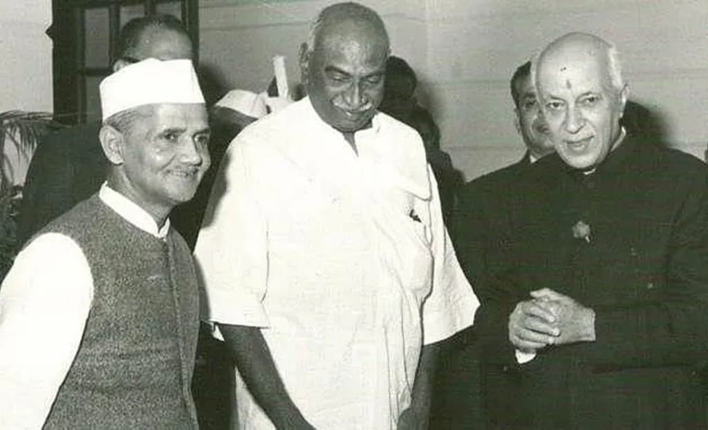 Historical photograph of K. Kamaraj with Lal Bahadur Shastri and Jawaharlal Nehru